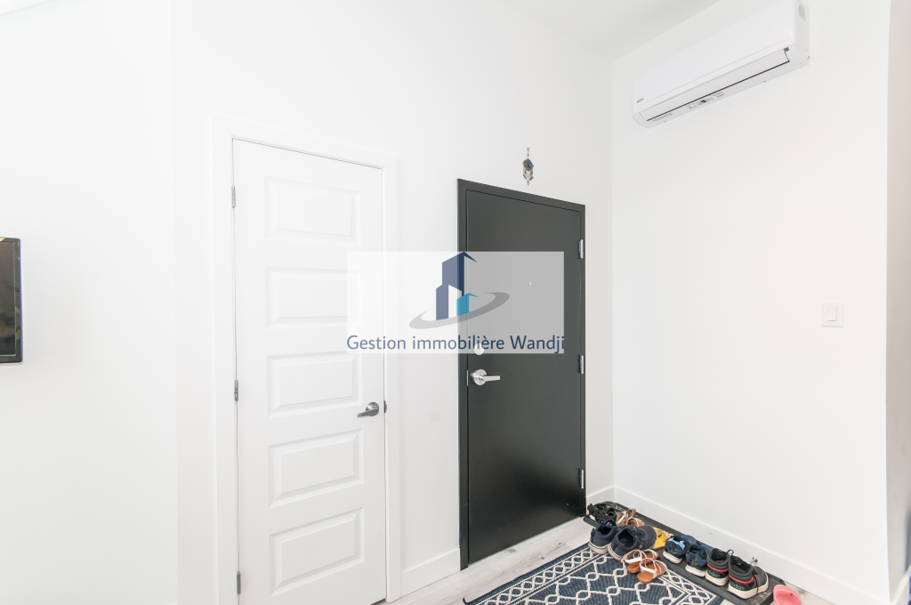 Bel Appartement - 105 Marg. Maillé #402 | 2847200