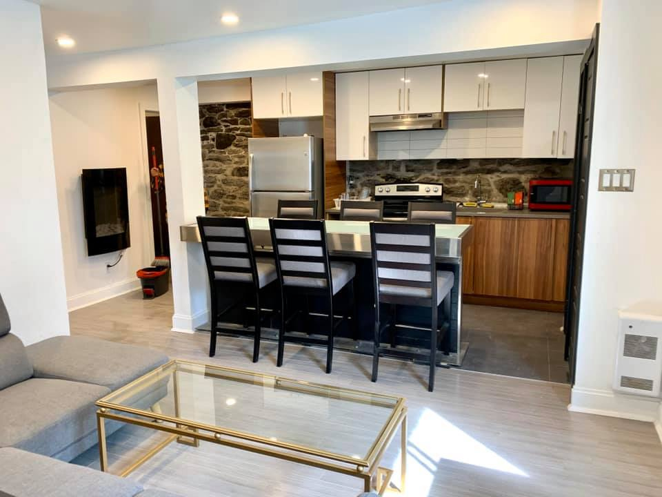 Plateau - Superbe 4 1/2 Meublé - Juillet | 2847339