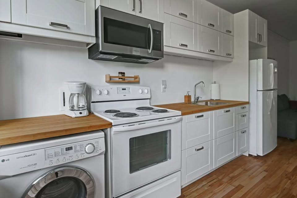 3 1/2 MEUBLÉ PLATEAU MT-ROYAL | 2847342