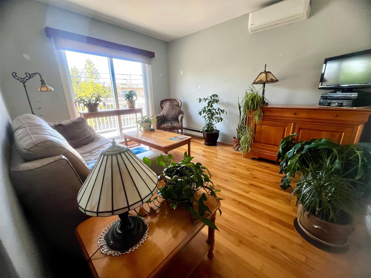 Appartement Ahuntsic-Cartierville (Montréal) À Louer | 2847354