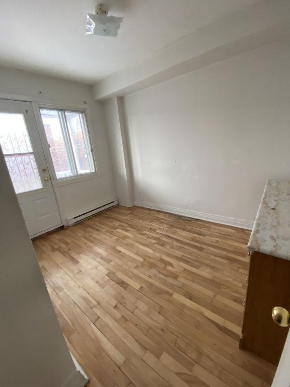 Grand Appartement 3 Chambres Semi-meublé | 2847387