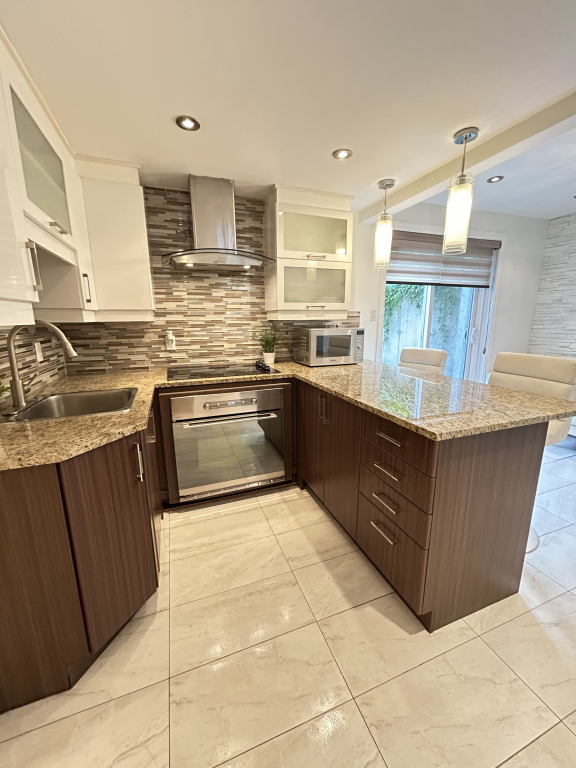 41/2 MEUBLE MONTREAL PRÈS METRO | 2847480