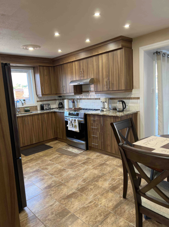 RIV. DES PRAIRIES 6 ½ IMMENSE TOTALEMENT | 2847548