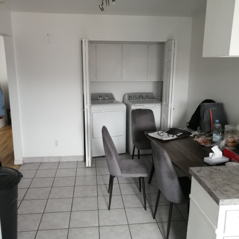 ANJOU : TRÈS GRAND 5 ½ CHAUFFER, EAU C | 2847552