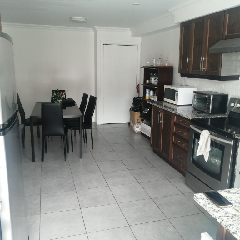 ROSEMONT : TRES GRAND 5 ½ RDC, RÉNOVER, | 2847555