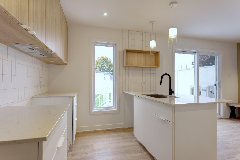 5 1/2 St-Eustache - Cour Arrière - Août | 2847561