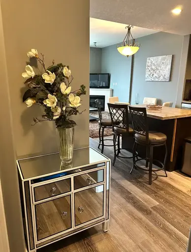 Fully furnished, Executive condo, pet friendly | 2206 - 55 Spruce Place SW, Calgary | 2905125