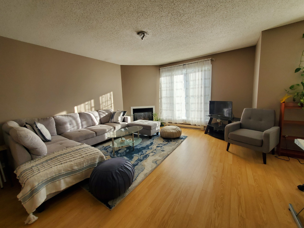 Grande Chambre à Louer HOMME | 2847716