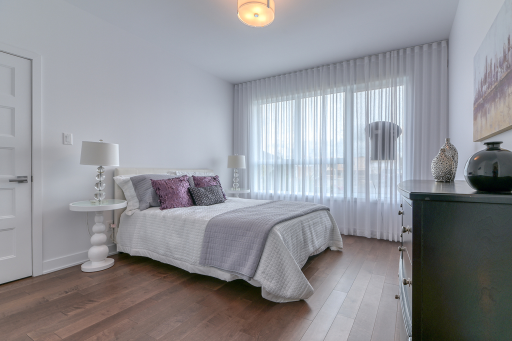 Condo à Louer | 2847846