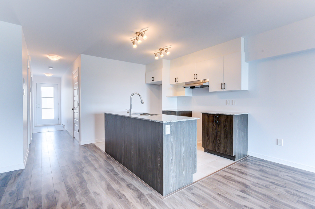 3 CHAMBRES -5 ELECTROS -2 STATIONNEMENTS | 2847854