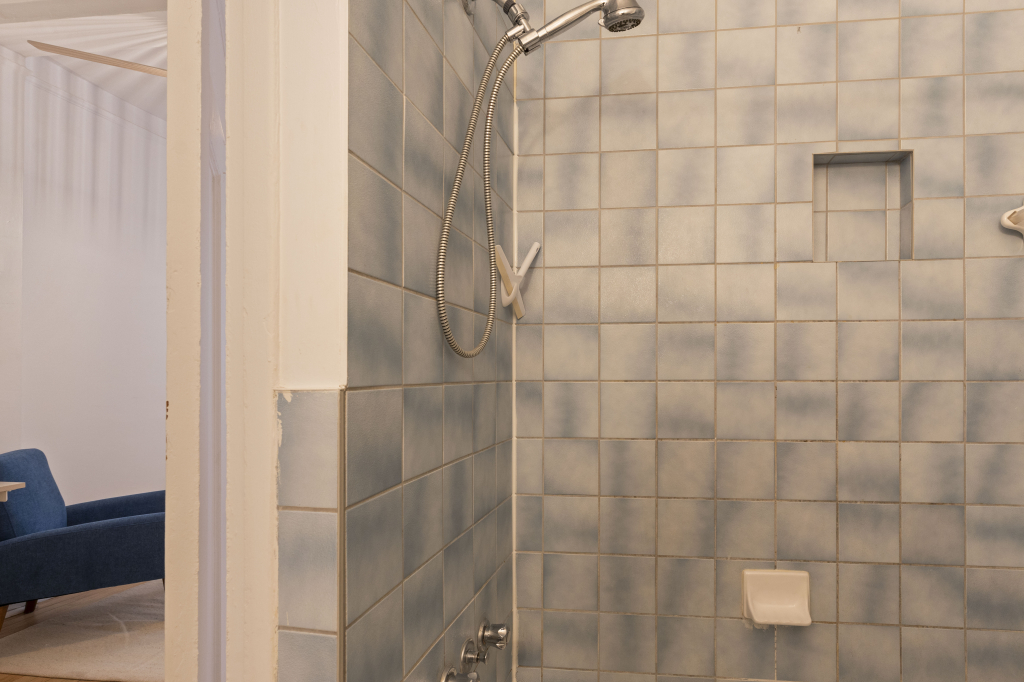 Studio Entièrement Meublé à Louer | 2847879