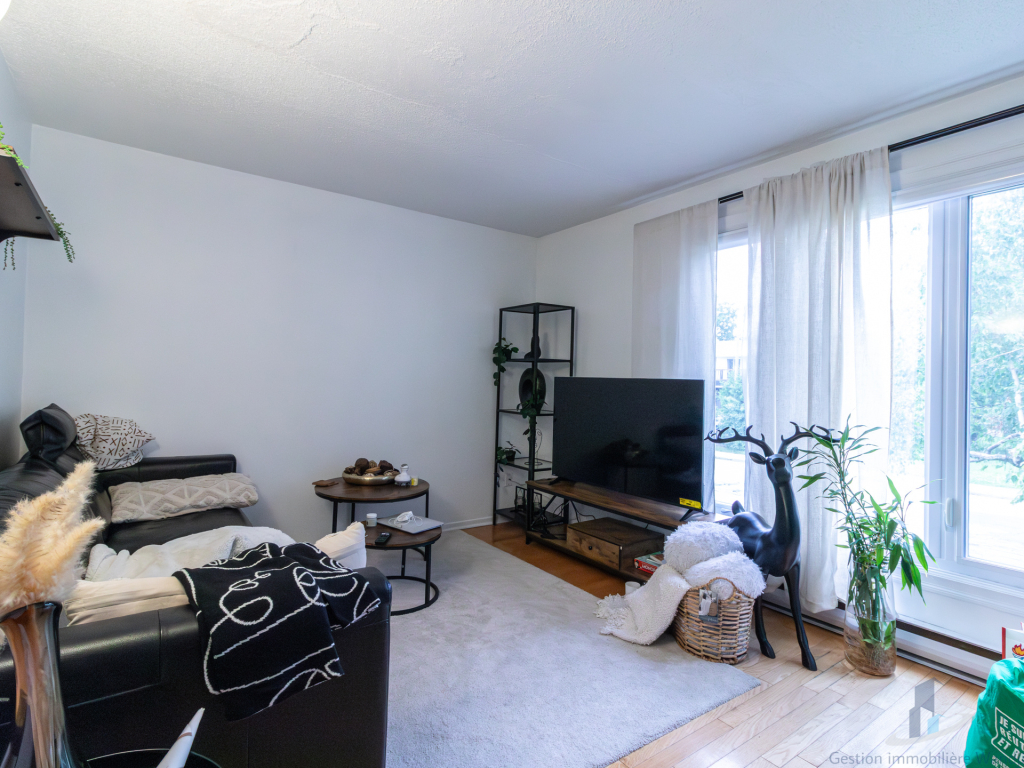 Maison à Louer - 464 Rue Antoine | 2848056