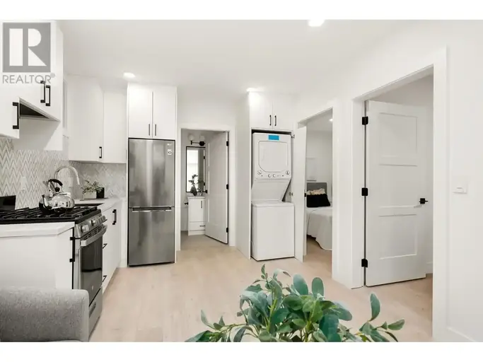 2 3588 PENDER STREET | 2 3588 PENDER STREET, Vancouver | 2849103