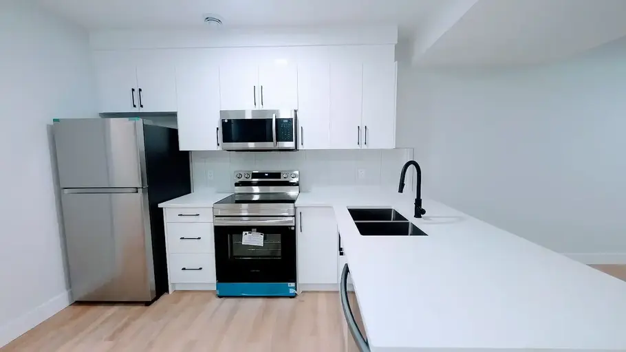 Brand new 1 bed plus den legal Bsmt suite | 3130 Magpie Way Northwest, Edmonton | 2849159