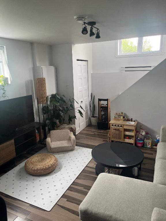 Bachelor 3 1/2 comme neuf Tout inclus | 2849662