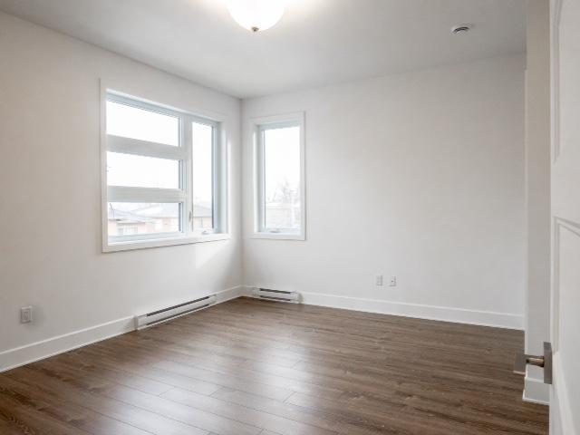 CONDO À LOUER DANS LE VIEUX STE-ROSE- 51/2 (DISPONIBLE 1ER SEPTEMBRE 2025) | 2849681