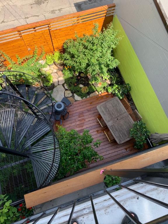 Magnifique, Lumineux, Grand 5 1/2 avec terrasse. Disponible | 2849682