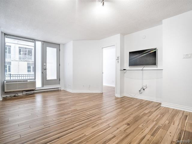 Parfait Condo Avec Terrasse Privée! | 2849723