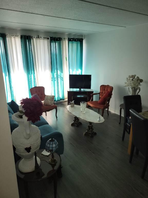 Bel Appartement 3 1/2 à Louer - Boul. Des Sources - DDO | 2853525