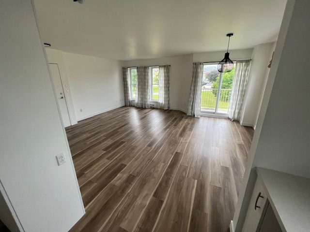 Très Beau 4 1/2 à NDP | 2853593