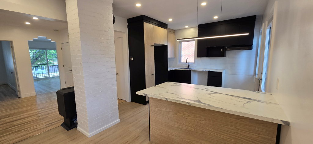 Grand 4 ½ Lumineux à Louer – LaSalle | 2853609