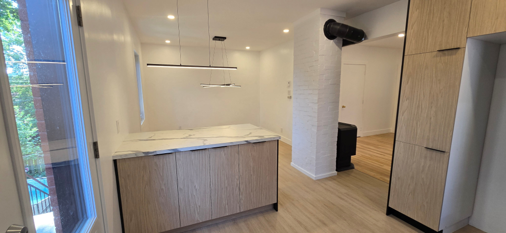 Grand 4 ½ Lumineux à Louer – LaSalle | 2853609