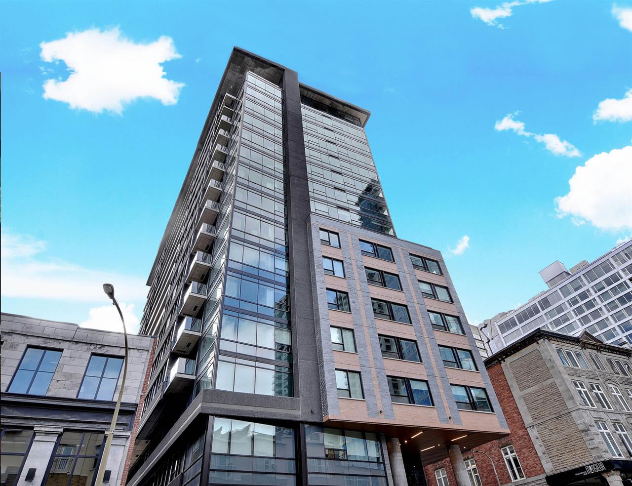 2 Bed 1 Bath - C03 - 1090 Rue De Bleury, Montréal | 2853638