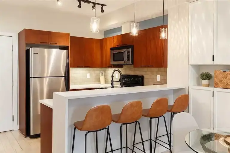 Condo for Rent – 1 Bed + Den in Marda Loop! | 109 - 2420 34 Ave SW, Calgary | 2853952
