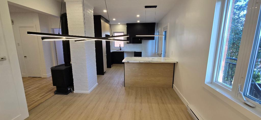 🏡 Grand 4 ½ lumineux à louer – LaSalle (Bronx) | 2853988