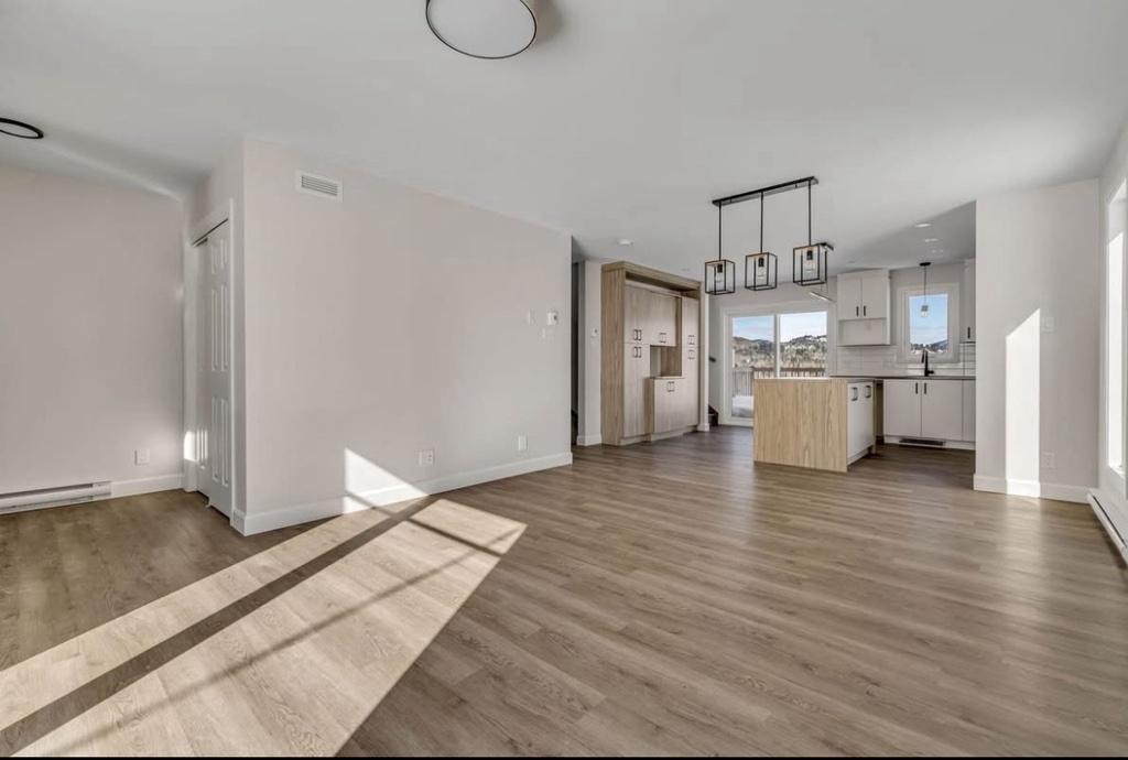 Magnifique maison de ville, unité de bout | 2854007