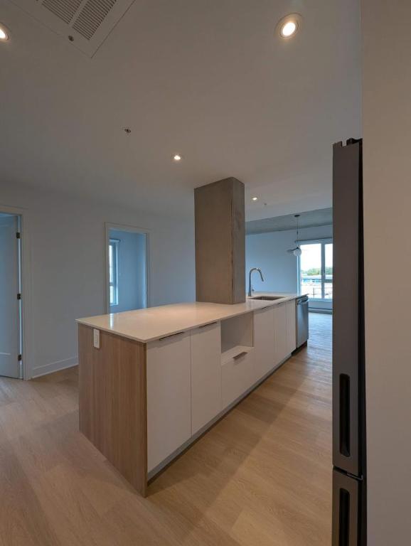3 CH - 2 SDB - Montreal - $2,765 /mo | 2854012
