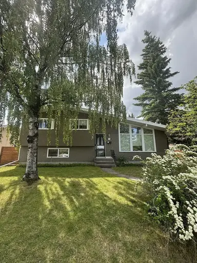 Spacious 5-Bedroom Home in Acadia – Quiet Street, Great Layout | 9811 5 Street Southeast, Calgary | 2854205
