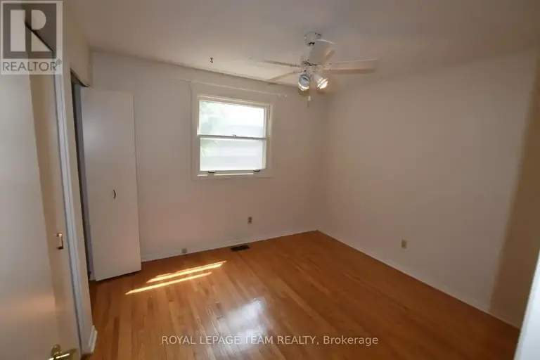 910 GARWOOD AVENUE | 910 GARWOOD AVENUE, Ottawa | 2854263