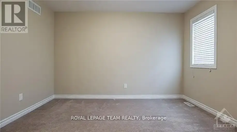 6 STONELEIGH STREET | 6 STONELEIGH STREET, Ottawa | 2854276