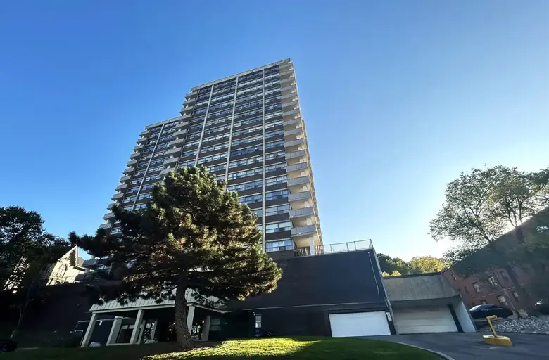 Arkledun Apartments | 130 St. Joseph's Drive, Hamilton | 2859013