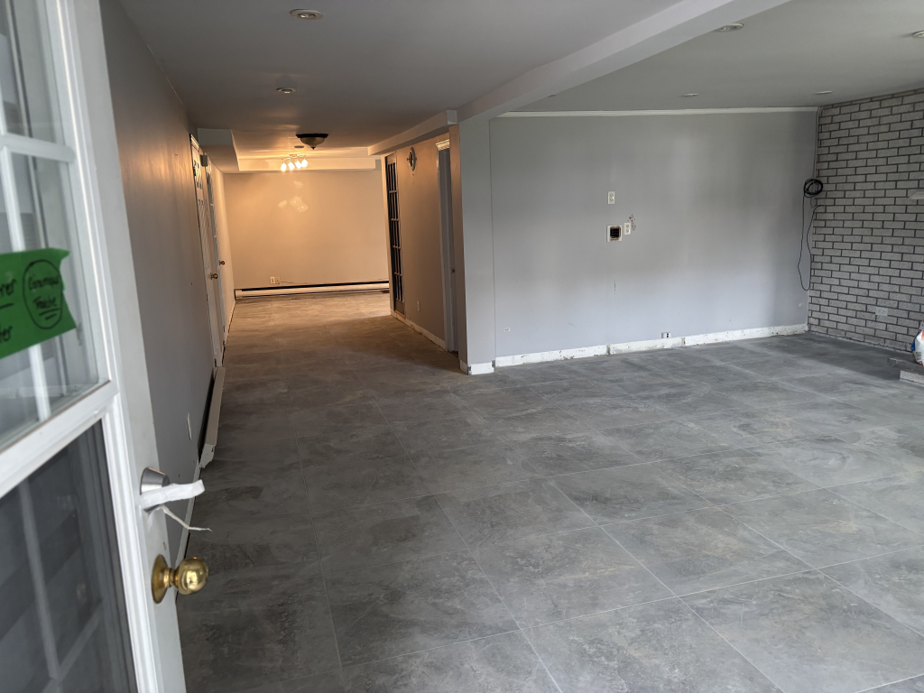 Demi Sous-sol 3 1/2 | 2859552