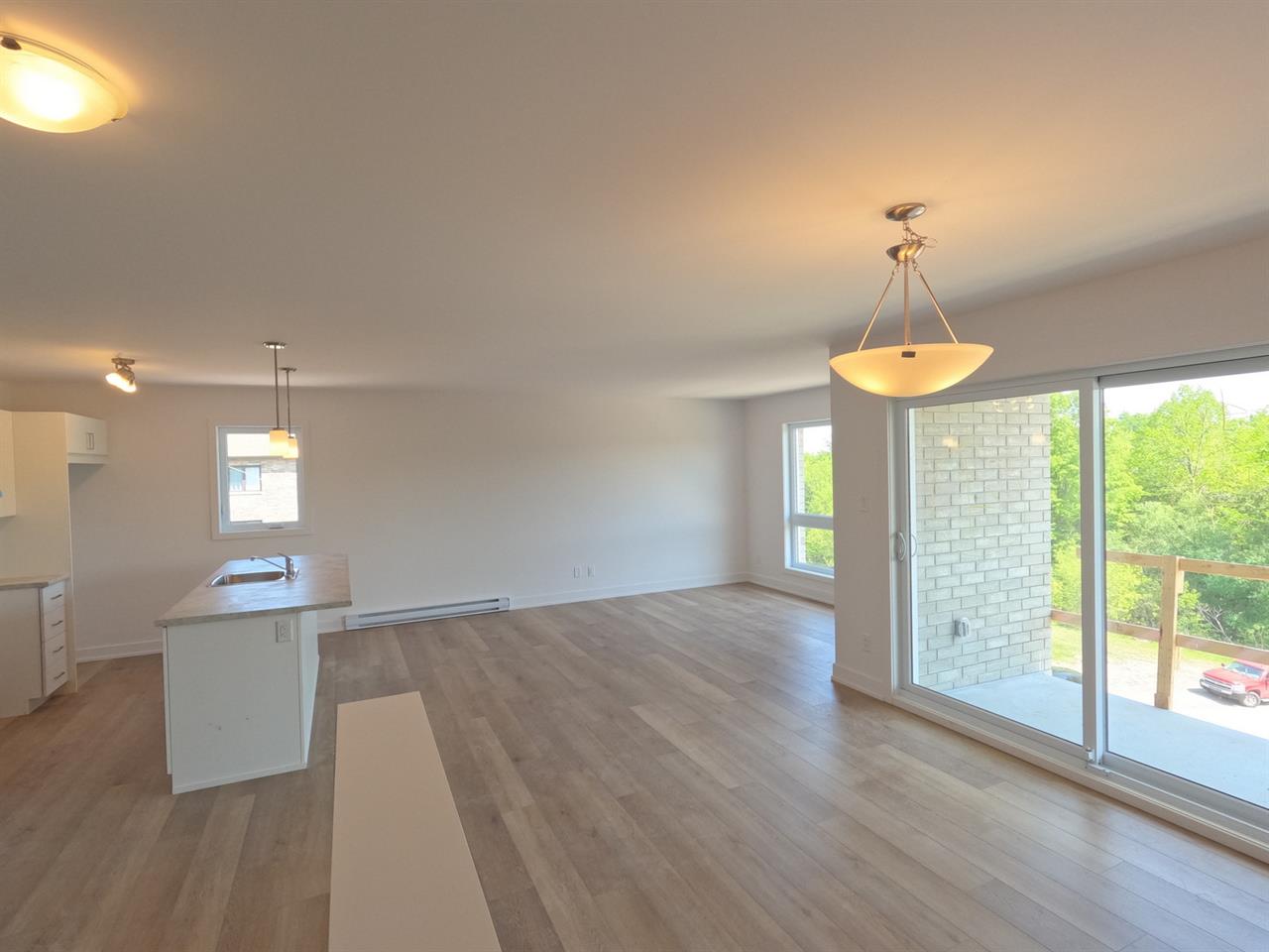 2 Beds - Top Floor! - 832 Boul. Maloney Est, Gatineau | 2859566