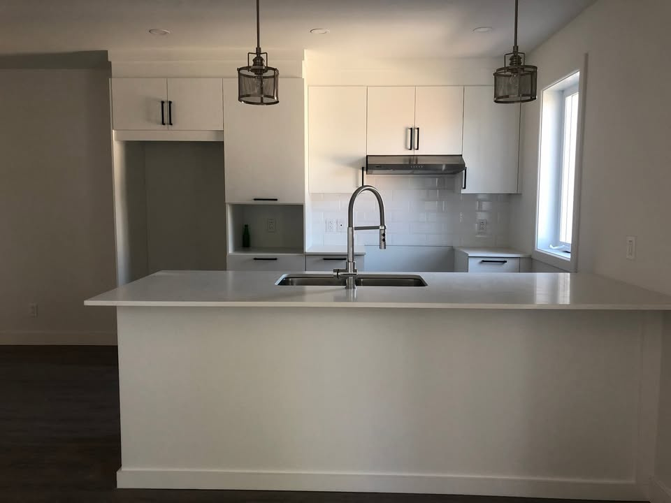Grand 5 1/2, Bien éclairé, Climatisé... | 2859568