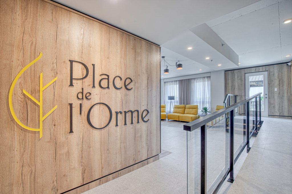 Condos Avec Garage, Eau Chaude, électros | 2859597