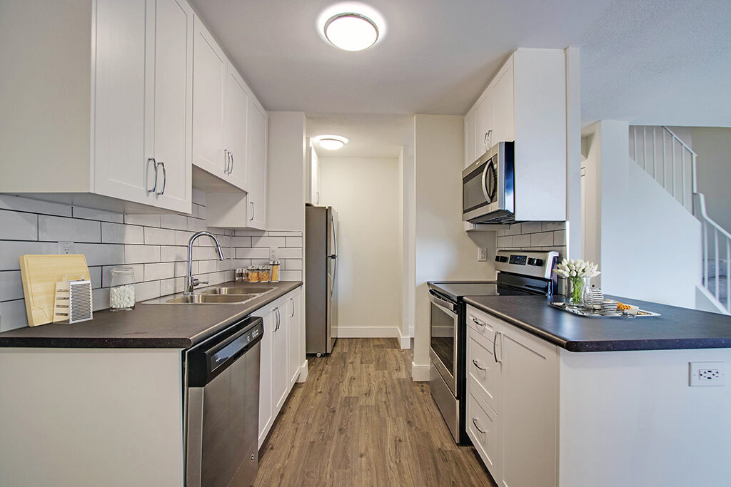 Westwood Abbey Apartments | 2859697