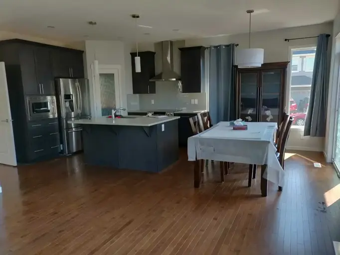 5605 22 Avenue SW Edmonton | 5605 22 Avenue SW, Edmonton | 2859958
