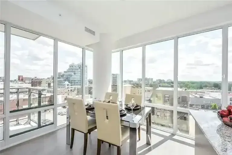 Kitchener City Centre Wonderful Suite! | 85 Duke Street West, Kitchener | 2860227