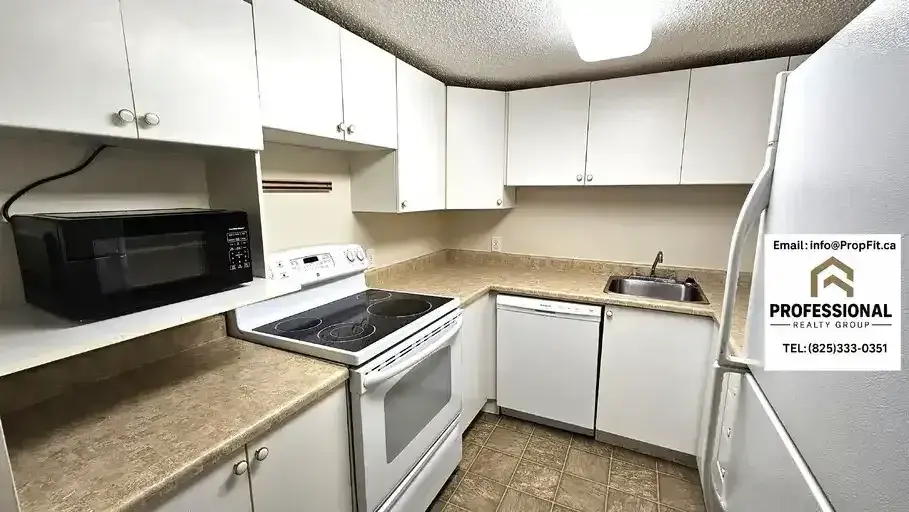 BIG WINDOW-XXL BEDROOM-CLOSE TO WEST EDMONTON MALL! DISHWASHER! OWN LAUNDRY! | 10747 127 Street, Edmonton | 2860296