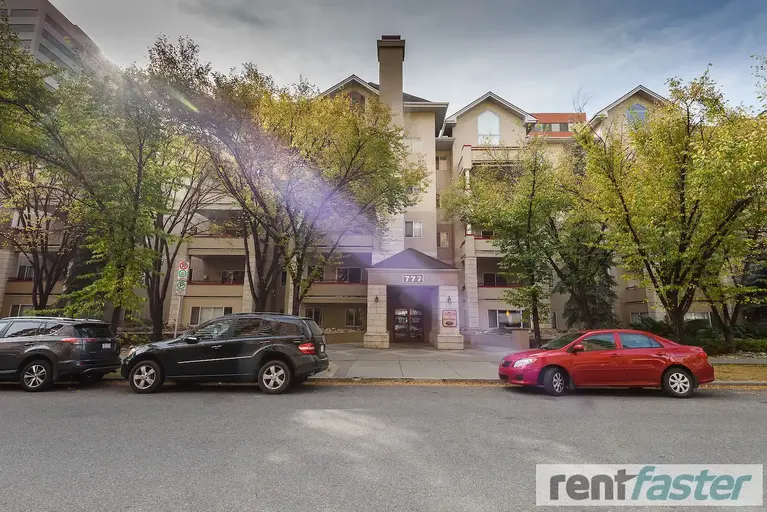 Luxury Furnished 2 Bedroom Inner City Suite | 211 - 777 3 Avenue SW, Calgary | 2860311