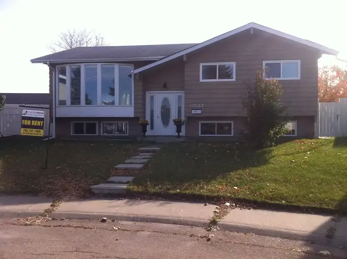 2 BED ROOM BASEMENT vey nice and clean | Edmonton | 2860313
