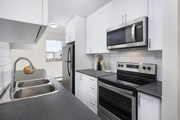 10 Highland Cres. | 10 Highland Crescent, Kitchener | 2860772