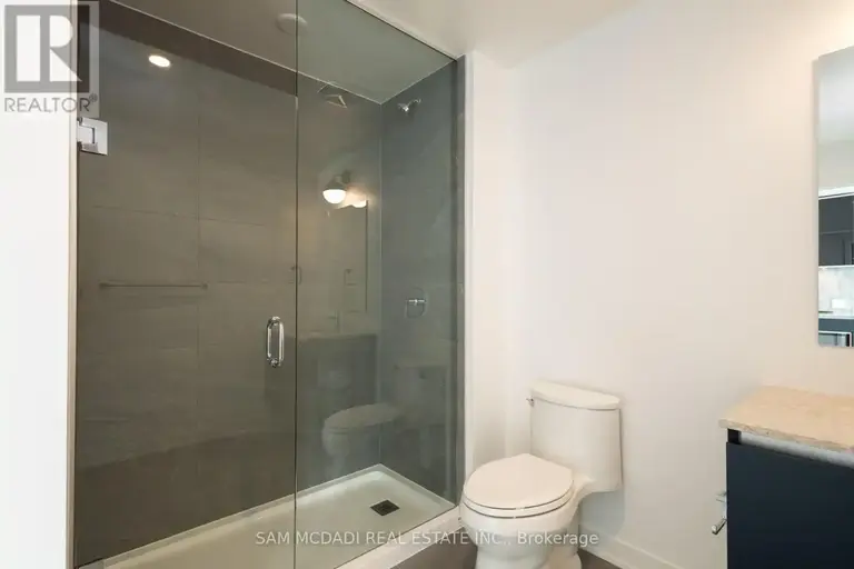 824 - 405 DUNDAS STREET W | 824 - 405 DUNDAS STREET W, Oakville | 2860857