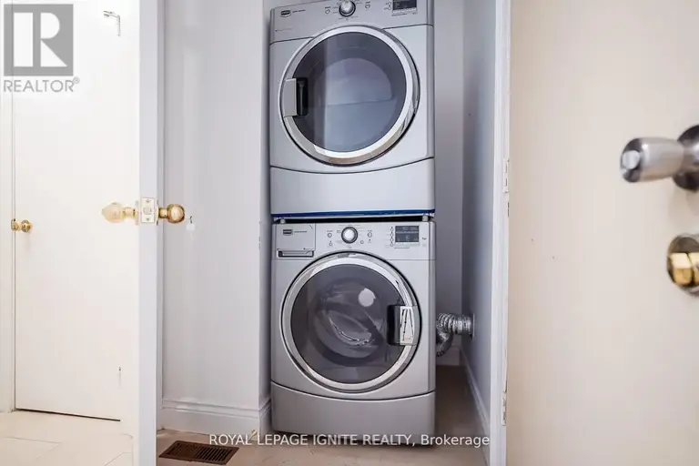 BASEMENT - 265 WRIGHT CRESCENT | BASEMENT - 265 WRIGHT CRESCENT, Ajax | 2861113