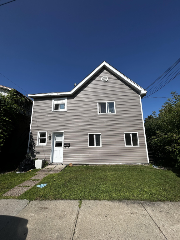 Beau Logement 2 Chambres à Hull | 2865175