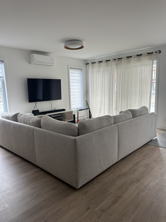 5 1/2 Appartement 1 Mois Gratuit Urgent | 2865182